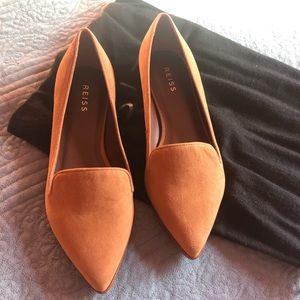 Nude flats-never used